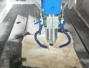 新款1325單頭石材雕刻機(jī)